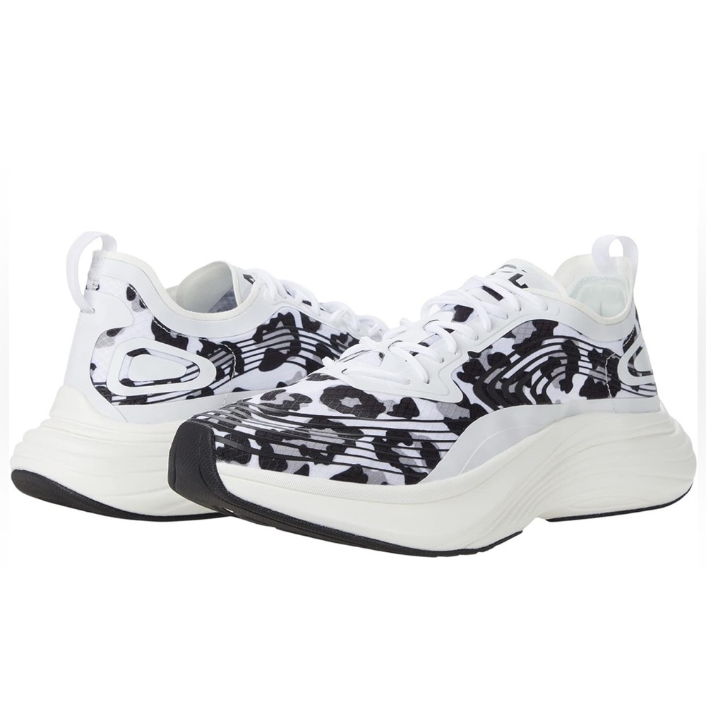 APL Athletic Propulsion Labs | Streamline Sneaker | White/Black/Leopard | 8
